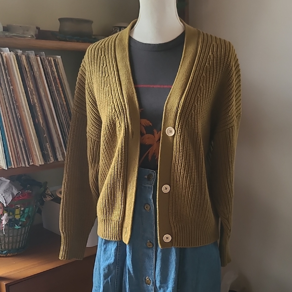 Tradlands Mustard Ribbed Button Cardigan